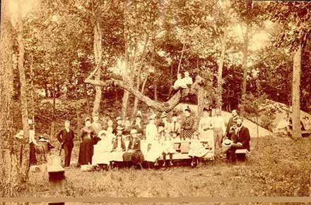 Cedar Point family picnic, 1906.